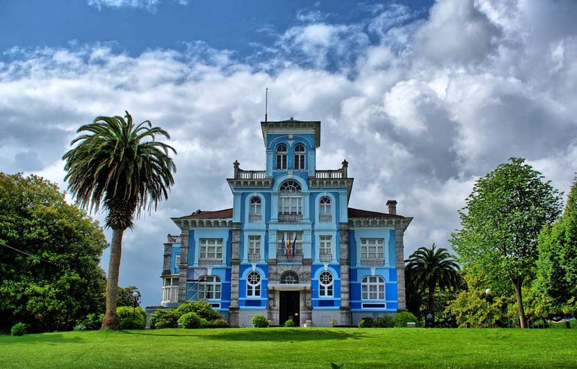 Indianos Houses