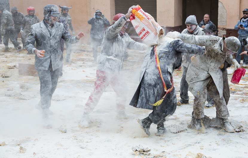 Flour Fight Festival Ibi