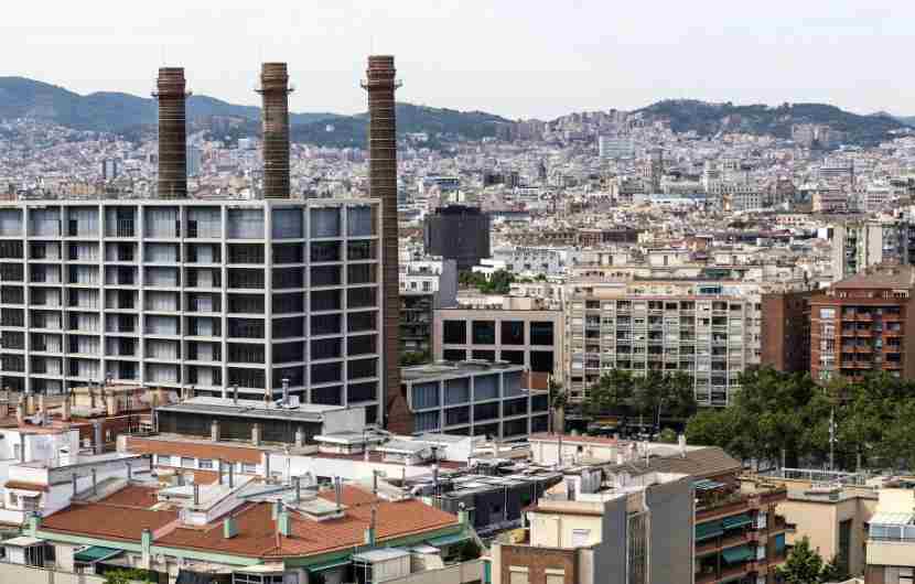 Poble Sec District
