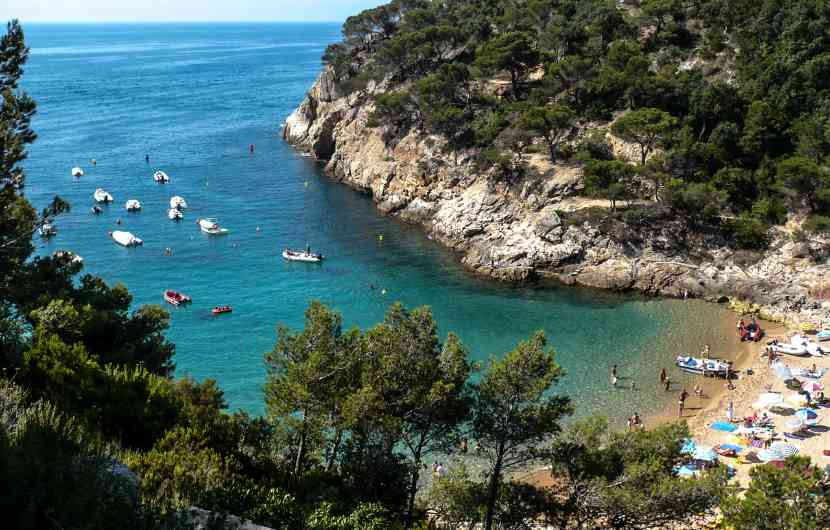 Cala Pola Hiking Trail