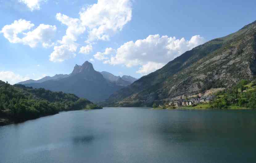 Lanuza Lake - Aragon